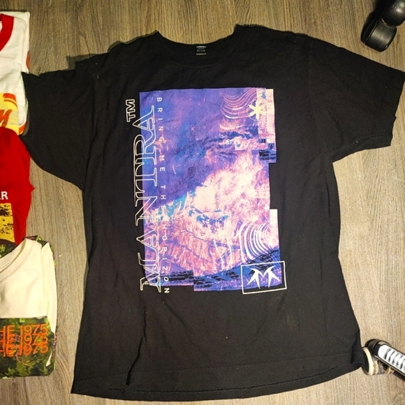 *DONATED* bring me the horizon t-shirt bundle! - Picture 2 of 4